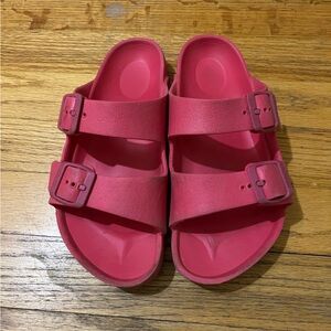 Pink Birkenstock plastic Arizona Sandals size 34 kids 2.5